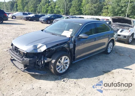 2018 Volkswagen Passat 2.0T Se из США, поврежденный, VIN 1VWBA7A35JC035895